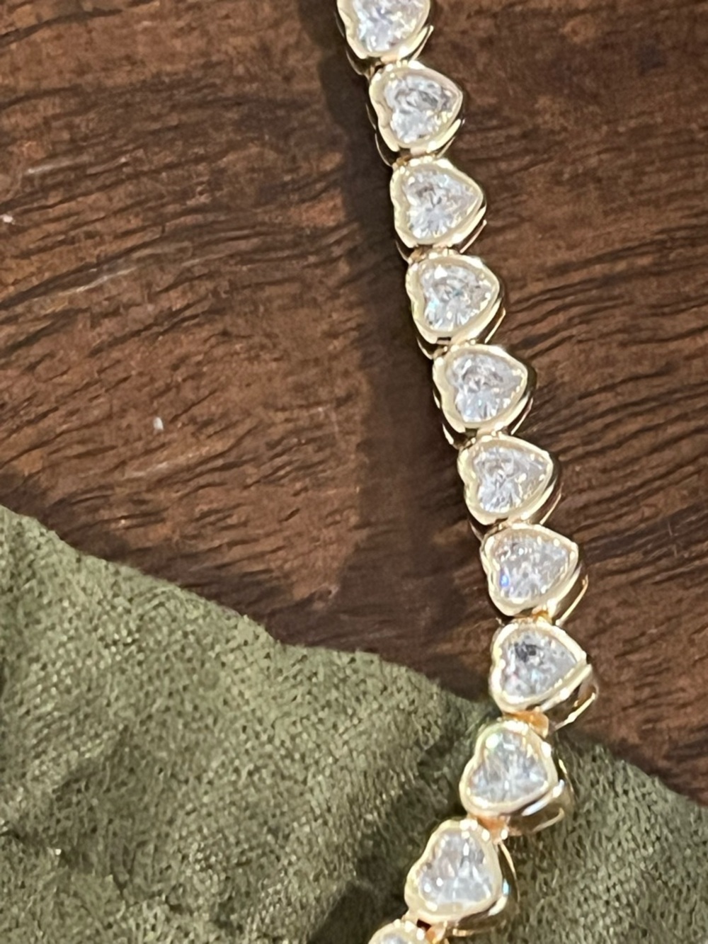 Jane Win heart tennis necklace - Picture 5 of 5